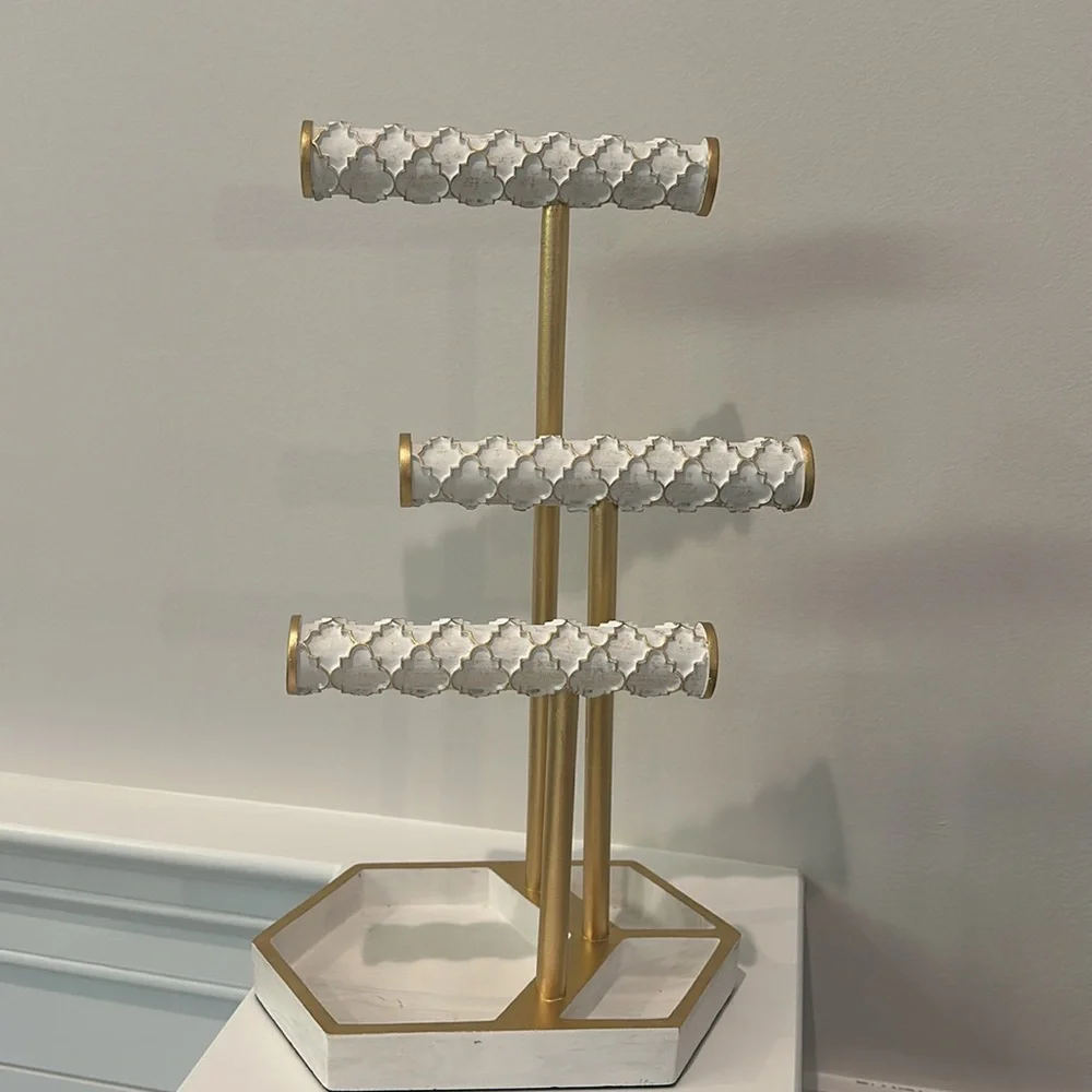 Three Tier Wooden Necklace Bracelet Display Stand Jewelry Holder Organizer - Picture 4 of 4